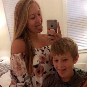 Meet your Posher, Hailey